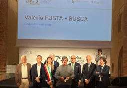 Presente alla premiazione la vicesindaca Beatrice Aimar insieme a Valerio Fusta